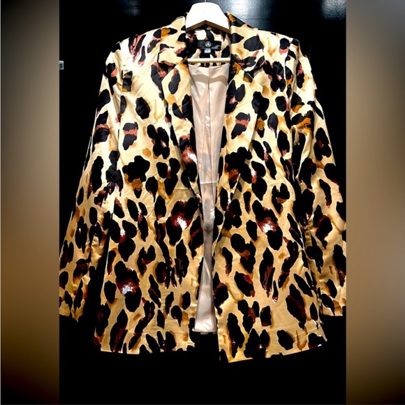 Satin leopard print blazer - Picture 4 of 7